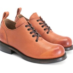 John Fluevog Simple Living Shoe Winch